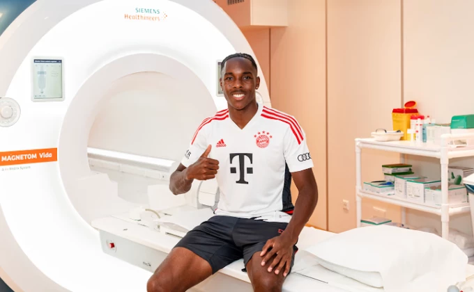 fcbayern.com